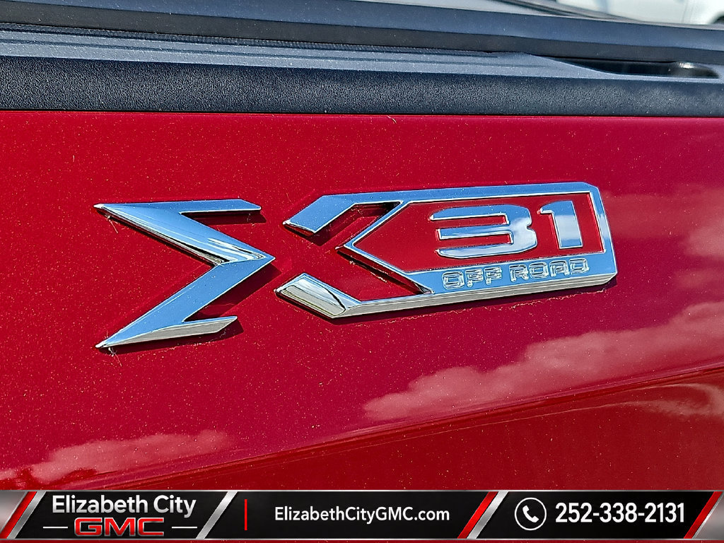 Used 2023 GMC Sierra 1500 SLT w/ SLT Premium Plus Package AWD/4WD image 35