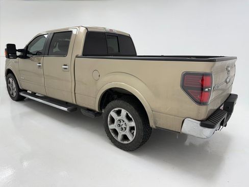 Used 2014 Ford F150 Lariat w/ Lariat Chrome Package image 17