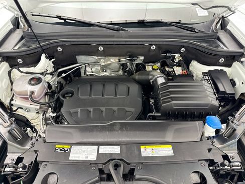 Used 2024 Volkswagen Atlas Cross Sport SE w/ Panoramic Sunroof Package AWD/4WD image 27