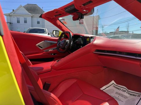 Used 2023 Chevrolet Corvette Stingray Premium Conv w/ Z51 Performance Package RWD image 12