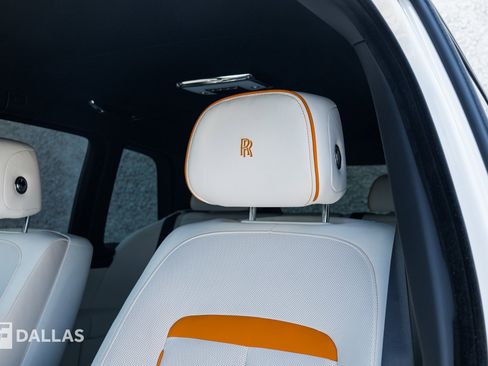 Used 2022 Rolls-Royce Cullinan AWD/4WD image 23