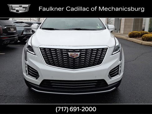 Certified 2025 Cadillac XT5 Premium Luxury image 2
