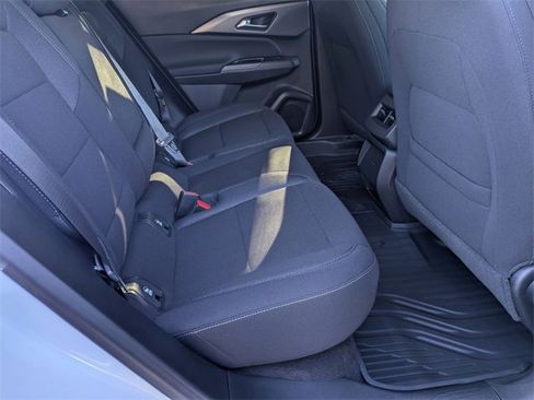 New 2026 Chevrolet Equinox EV LT image 33