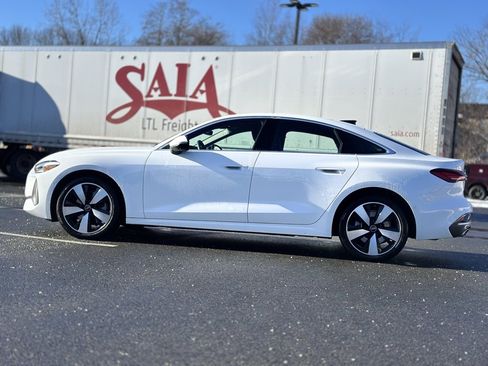 Used 2025 Audi A5 2.0T Premium w/ Convenience Package image 3