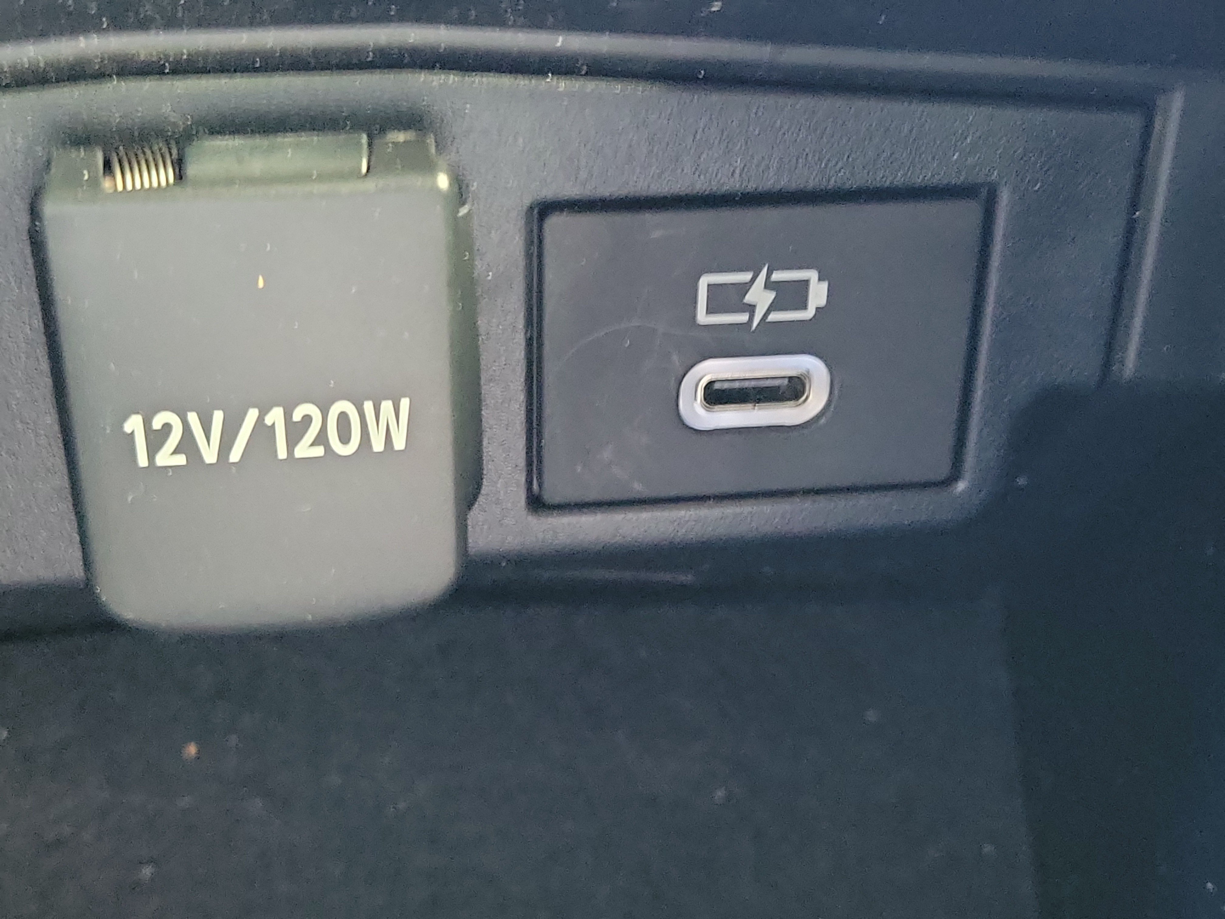 Used 2025 Toyota Corolla SE FWD image 31