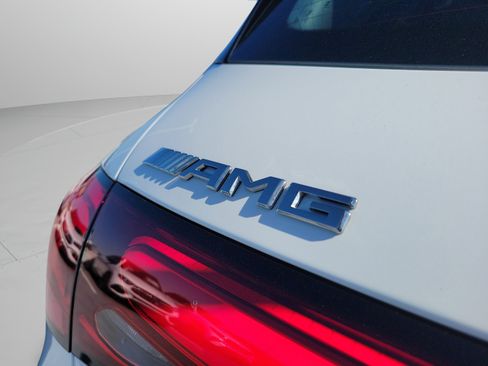Used 2026 Mercedes-Benz GLC 43 AMG 4MATIC image 29