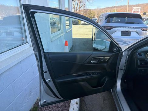 Used 2015 Honda Accord EX-L image 15