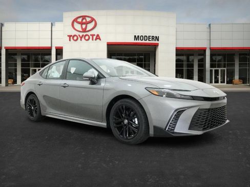 New 2026 Toyota Camry SE image 30