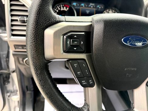 Used 2015 Ford F150 Platinum w/ Equipment Group 701A Luxury AWD/4WD image 20