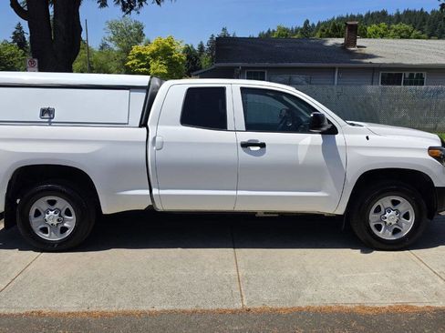 Used 2019 Toyota Tundra SR AWD/4WD image 4