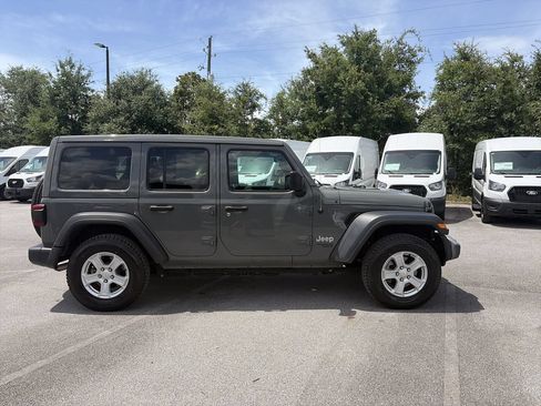 Used 2020 Jeep Wrangler Unlimited Sport S w/ Sun And Sound Package AWD/4WD image 8