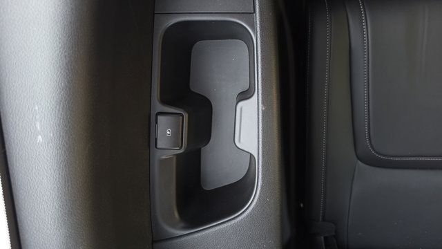 Used 2025 Nissan Armada SV AWD/4WD image 15