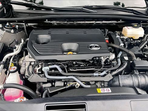 Used 2025 Lexus ES 300h w/ Premium Package image 32