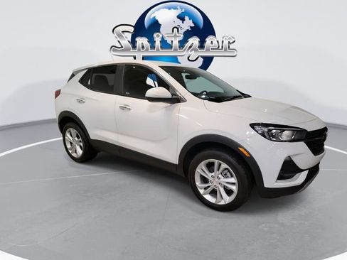 Used 2023 Buick Encore GX Preferred w/ Cold Weather Comfort Package image 2