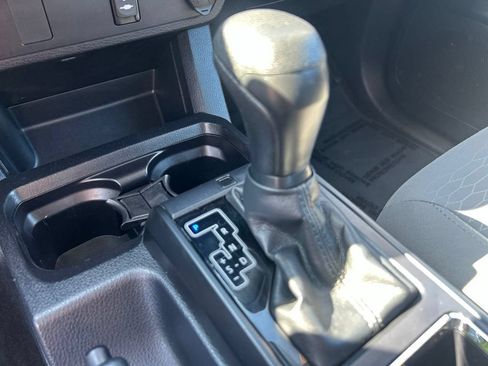 Used 2018 Toyota Tacoma SR w/ SR Convenience Package AWD/4WD image 22