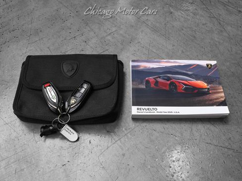 Used 2025 Lamborghini Revuelto AWD/4WD image 58