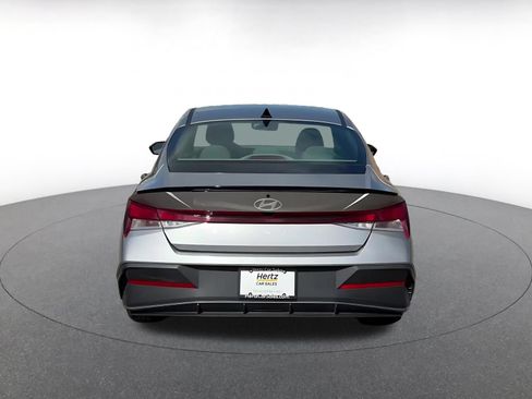 Used 2026 Hyundai Elantra Sport FWD image 10