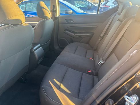 Used 2023 Nissan Altima 2.5 SV image 24