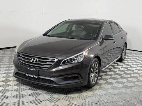 Used 2016 Hyundai Sonata Sport w/ Option Group 1V FWD image 10