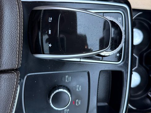 Used 2018 Mercedes-Benz GLE 350 image 25