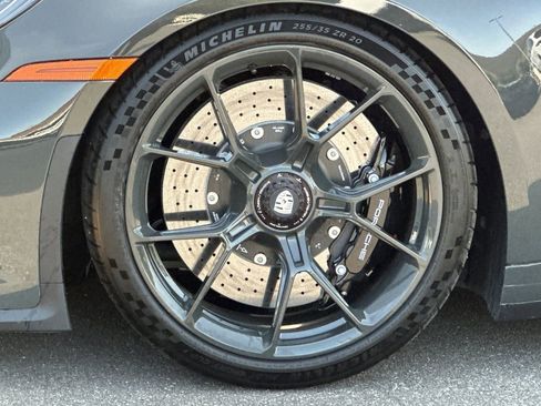 Certified 2022 Porsche 911 GT3 image 40