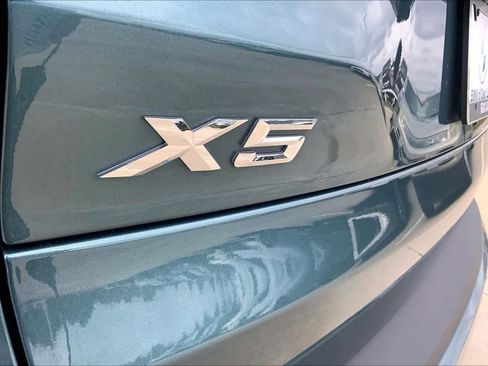 Used 2024 BMW X5 xDrive40i w/ Premium Package image 31