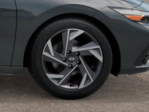 New 2026 Hyundai Elantra Limited image 8