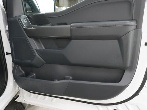 Used 2022 Ford F150 XLT AWD/4WD image 9