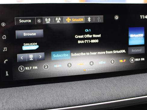 Used 2025 Nissan Kicks SV image 28