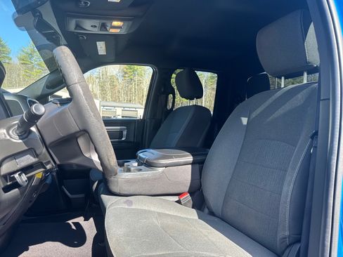 Used 2022 RAM 1500 Classic Warlock AWD/4WD image 6