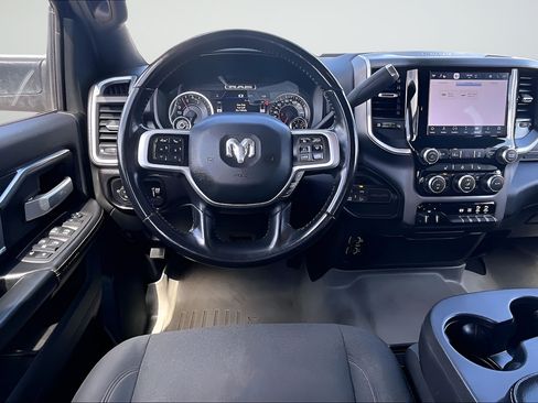 Used 2022 RAM 2500 Big Horn w/ Level B Equipment Group AWD/4WD image 8