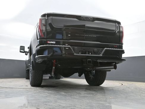 New 2026 GMC Sierra 2500 AT4 w/ AT4 Premium Plus Package AWD/4WD image 43