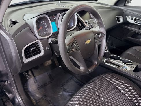 Used 2017 Chevrolet Equinox LS image 22