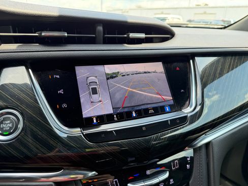 Used 2021 Cadillac XT6 Premium Luxury FWD image 22