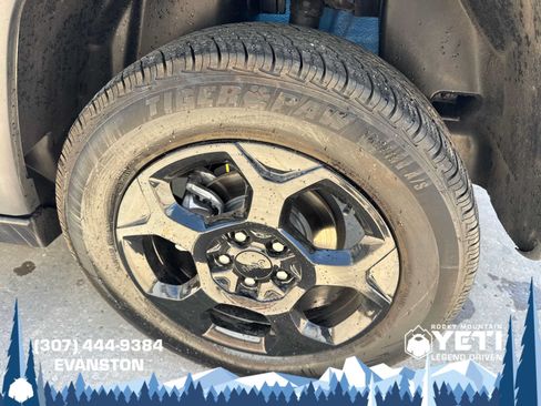Used 2023 Jeep Compass Trailhawk w/ Trailer Tow Group AWD/4WD image 19
