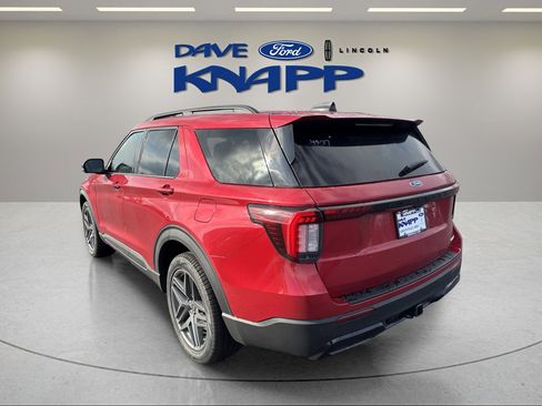 Used 2026 Ford Explorer ST-Line w/ ST-Line Street Pack AWD/4WD image 6
