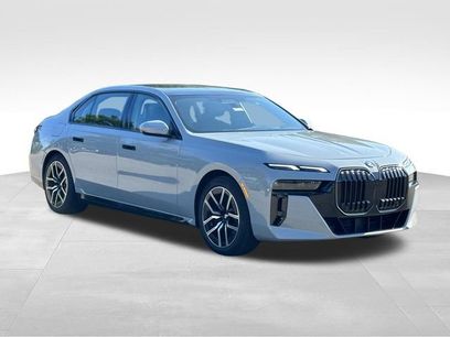 New 2025 BMW 760i xDrive