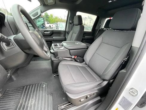 Used 2024 Chevrolet Silverado 2500 Custom w/ Custom Value Package AWD/4WD image 11