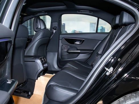 Used 2026 Mercedes-Benz C 300 4MATIC Sedan image 22