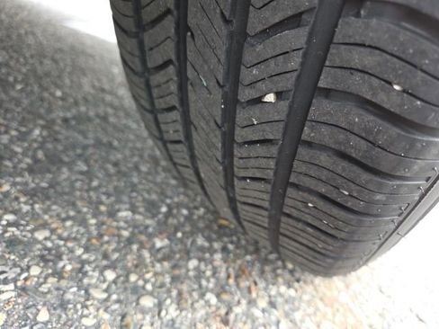 Used 2020 Chevrolet Equinox LT w/ Driver Convenience Package image 69