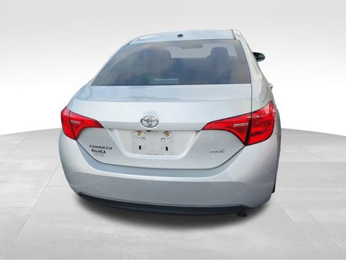 Used 2017 Toyota Corolla XLE image 14