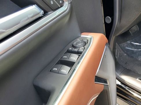 New 2026 GMC Sierra 3500 Denali Ultimate AWD/4WD image 19
