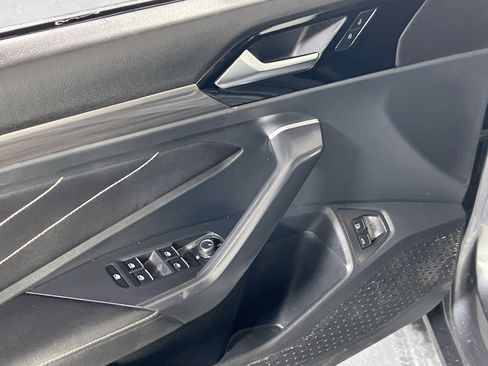 Used 2022 Volkswagen Jetta SEL image 18