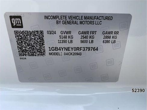 Used 2024 Chevrolet Silverado 2500 LT w/ Convenience Package image 18