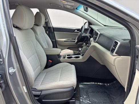 Used 2021 Kia Sportage LX FWD image 13