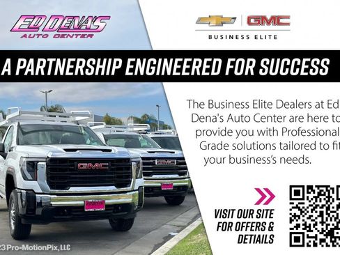 Used 2024 Chrysler Pacifica Limited FWD image 13