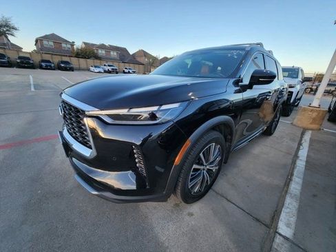 Used 2023 INFINITI QX60 Sensory w/ Cargo Package image 3