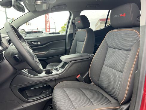 Used 2023 GMC Acadia AT4 image 13