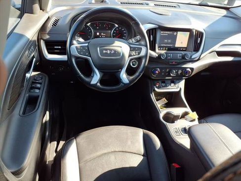 Used 2021 GMC Terrain SLT w/ Infotainment Package II image 6