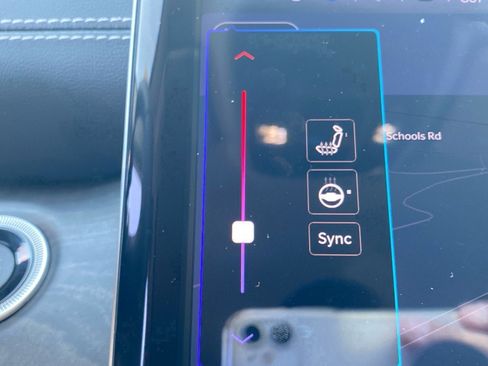 Used 2023 Jeep Grand Cherokee Limited w/ Black Appearance Package AWD/4WD image 88